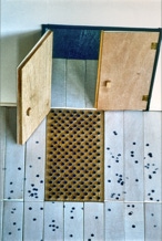 Modell: Rauminstallation mit Bosch-Logo
