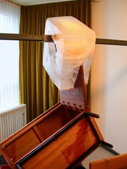 Abbildung der temporären Rauminstallation "Titanic" aus dem Jahr 2002